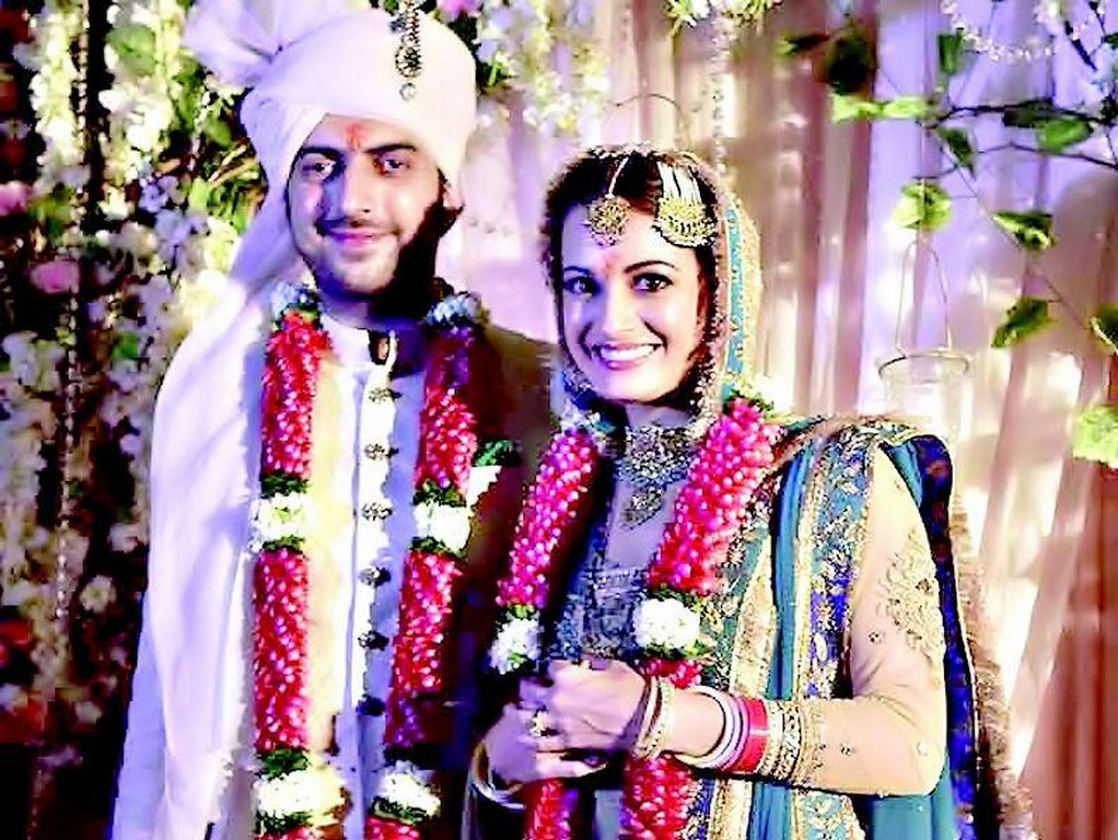 Dia Mirza & Sahil Sangha wedding footage