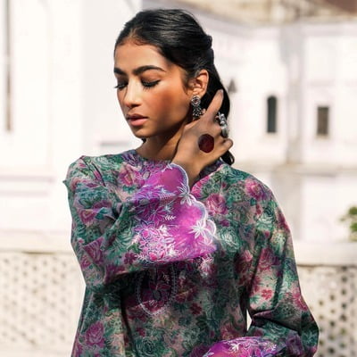 Ethnic Mehr Rozana Collection 2023 For Women